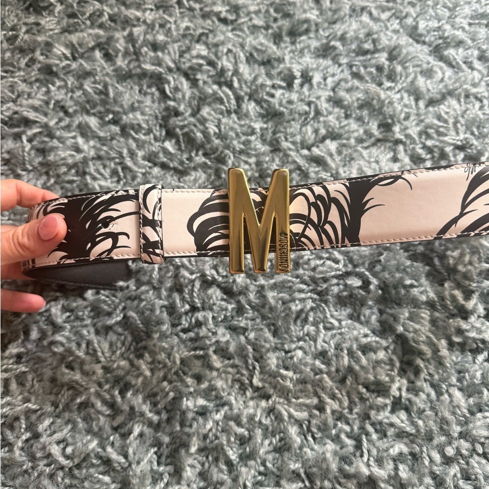 Moschino Couture Feather Print Leather Belt - Gold M Buckle - Picture 5 of 5
